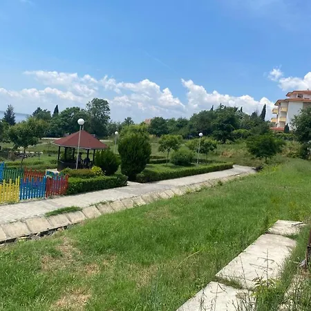 Appartement Апартаментна 2 Мин От Плажа